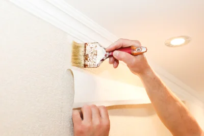 Pose de papier peint à Izier — revêtements muraux et toiles de verre